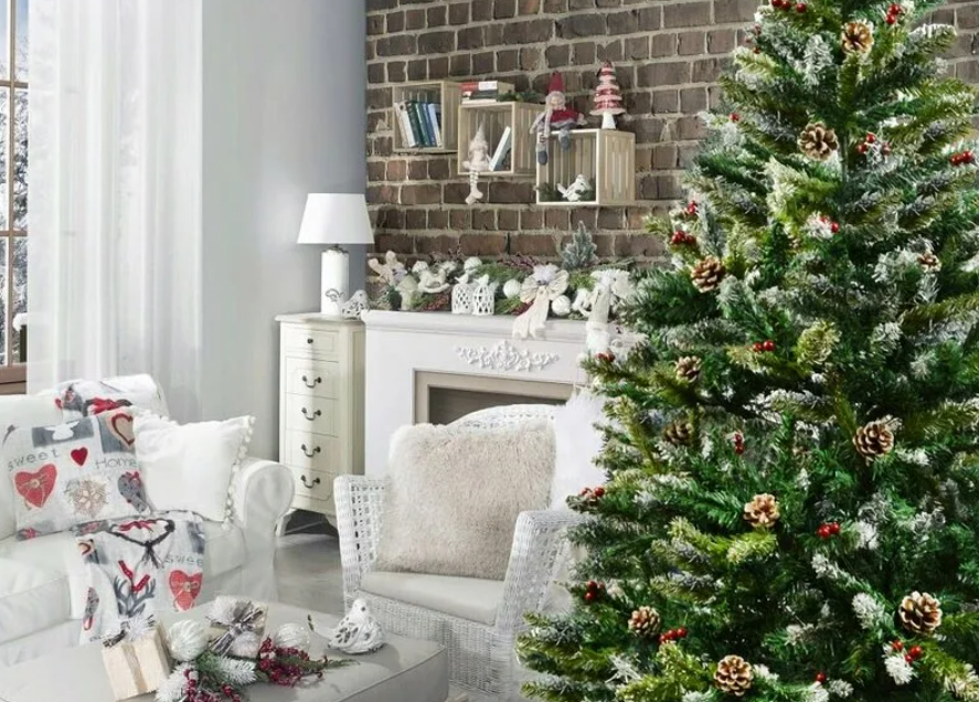 Искусственные ёлки для Нового года: стиль, удобство и практичность
