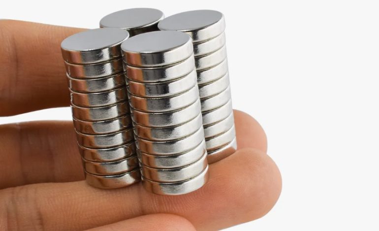 Неодимовые магниты в быту: 10 неожиданных способов применения дома